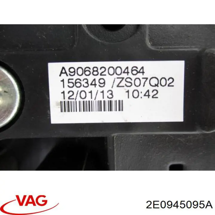 Задняя левая фара VAG 2E0945095A цена, от 31.83 USD