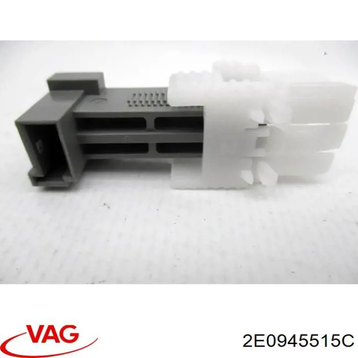Датчик заднего хода 2E0945515C VAG
