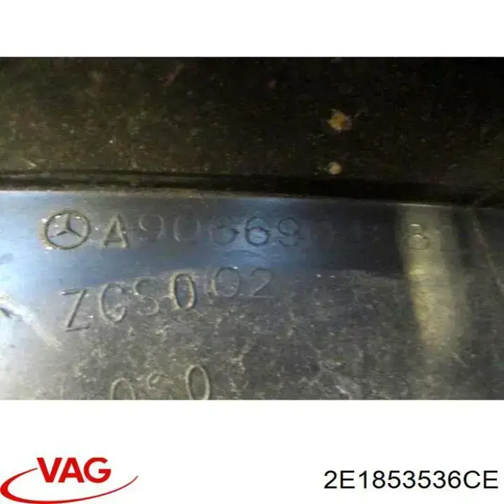 Накладка крыла переднего правого 9066904882 Mercedes