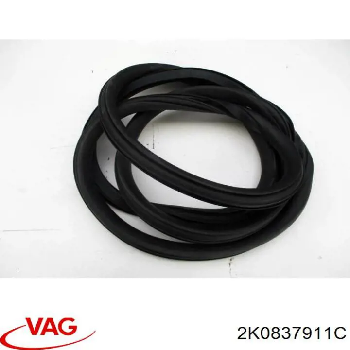 Купить 2K0837911C VAG Уплотнитель двери передней (на кузове)