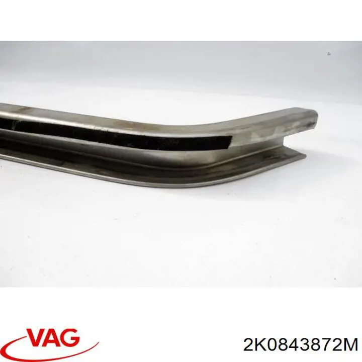 Купить 2K0843872M VAG Рельс направляющей сдвижной двери центральный правый