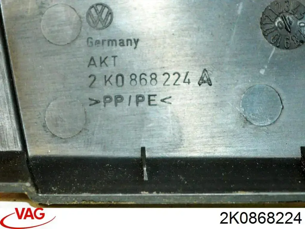 Купить 2K0868224 VAG Обшивка стойки кузова внутренняя передняя правая