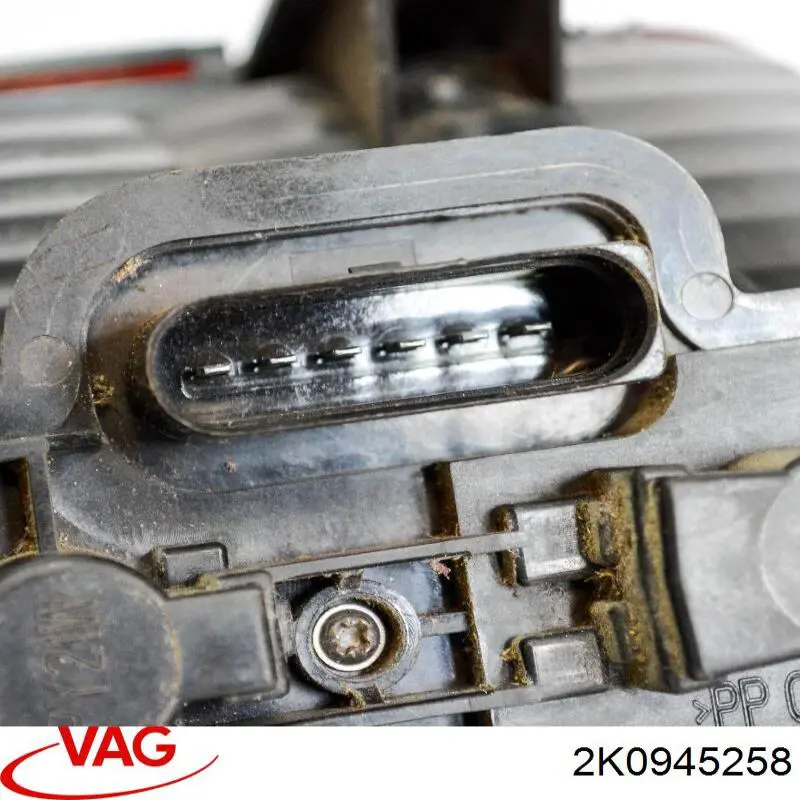 Панель крепления задних фонарей 2K0945258 VAG