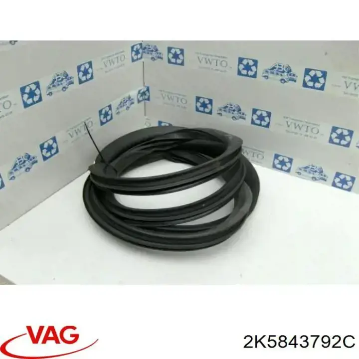 Купить 2K5843792C VAG Уплотнитель двери боковой (сдвижной)