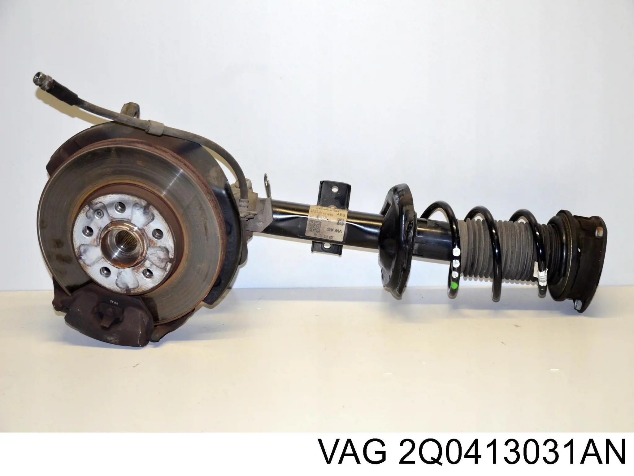 2Q0413031AN VAG Стойка передняя