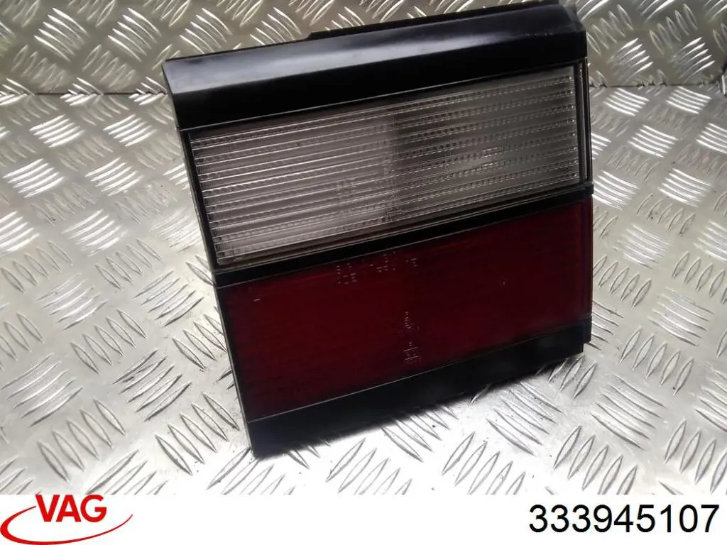 Фонарь задний левый, внутренний VAG 333945107 цена, от 2.82 USD