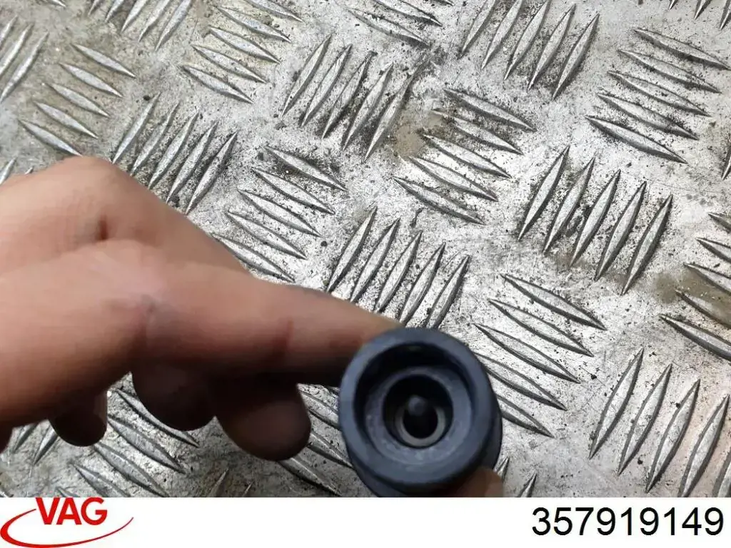 Датчик скорости 357919149 VAG