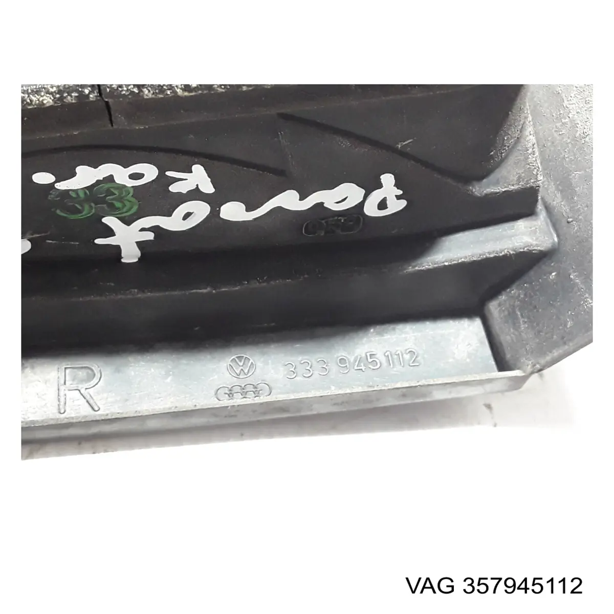 Фара задняя правая внешняя VAG 357945112 цена, от 30.14 USD
