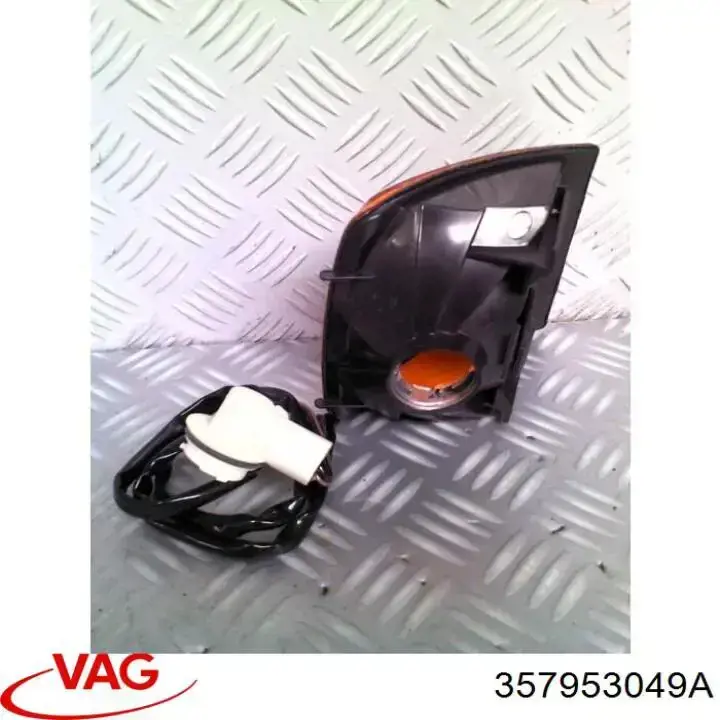 Левый указатель поворота VAG 357953049A цена, от 6.96 USD