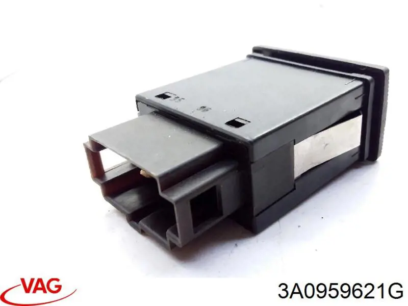 Кнопка обогрева заднего стекла VAG 3A0959621G цена, от 8.67 USD