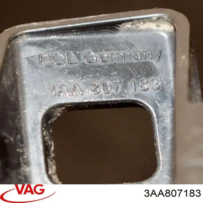 3AA807183 VAG Левое крепление переднего бампера