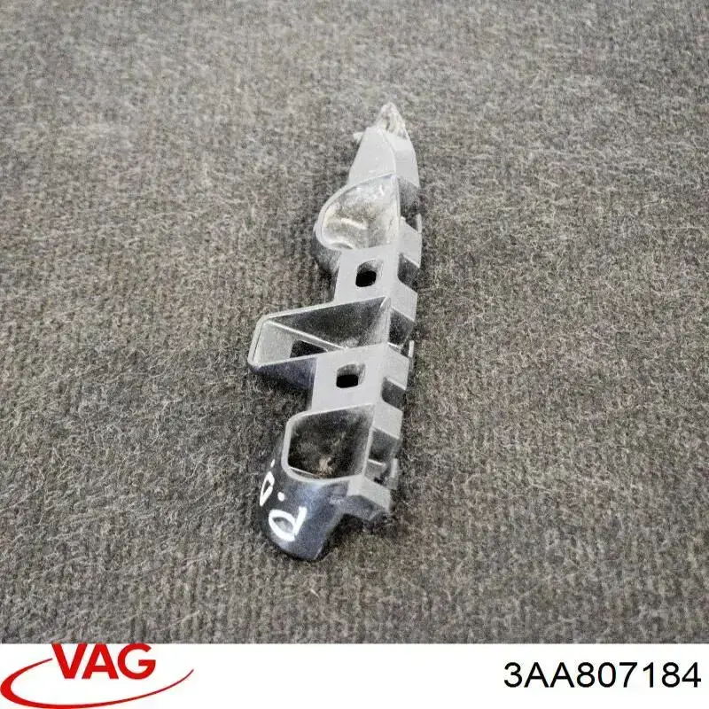 Купить 95D10716 Polcar Кронштейн бампера переднего правый
