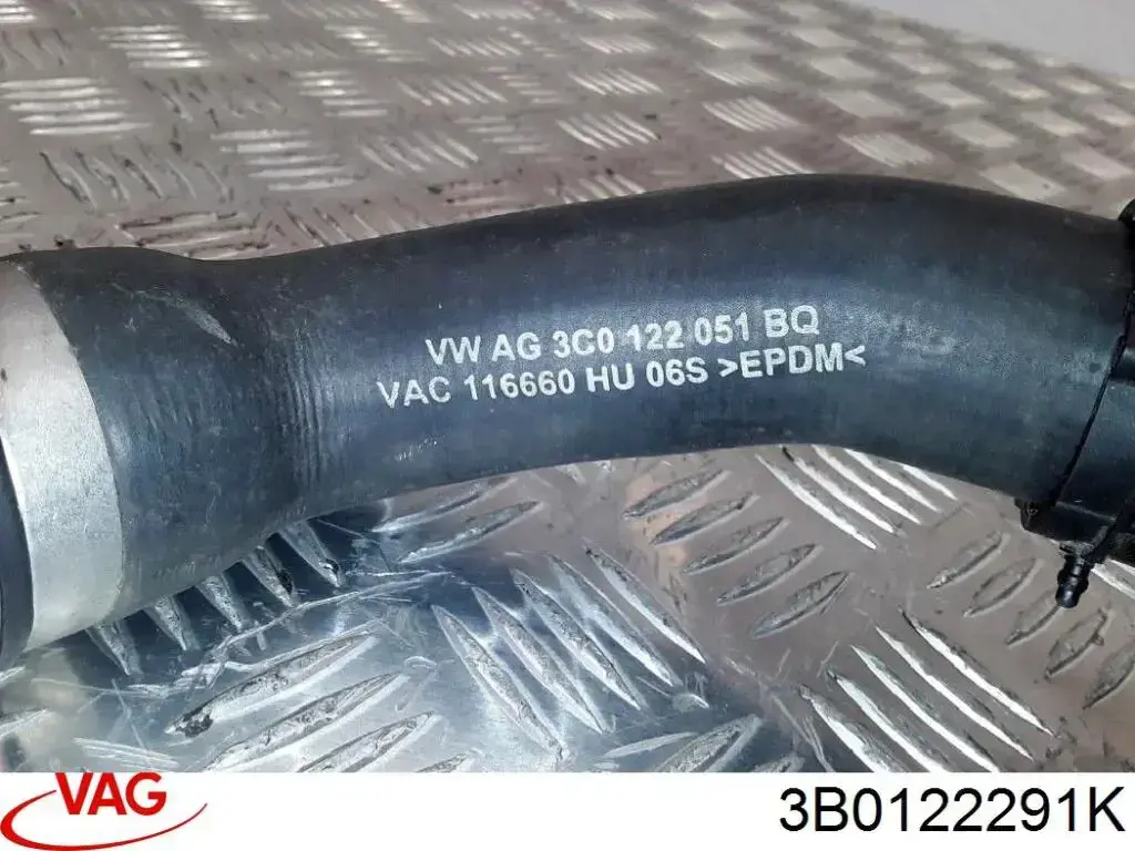 Купить Фланец системы охлаждения Ауди А8 D3 4E2, 4E8