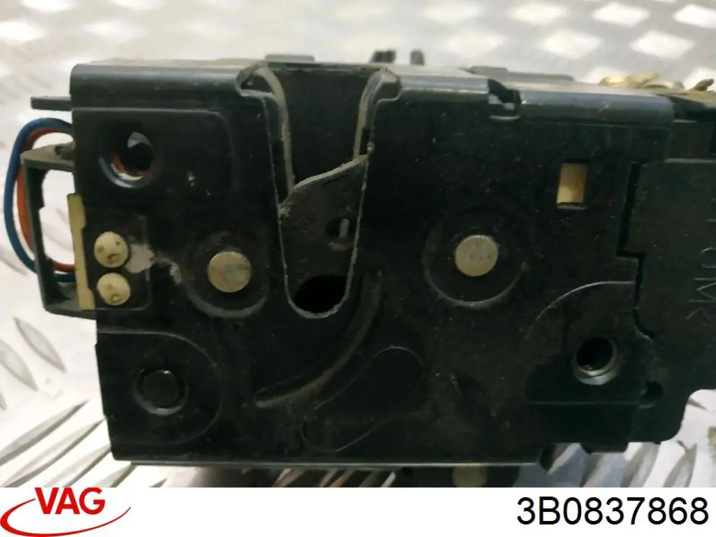 VAG 3B0837868 цена, от 10.14 USD