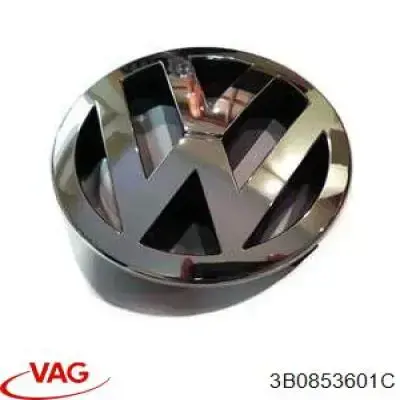 Эмблема решетки радиатора на Volkswagen Passat B5, 3B6
