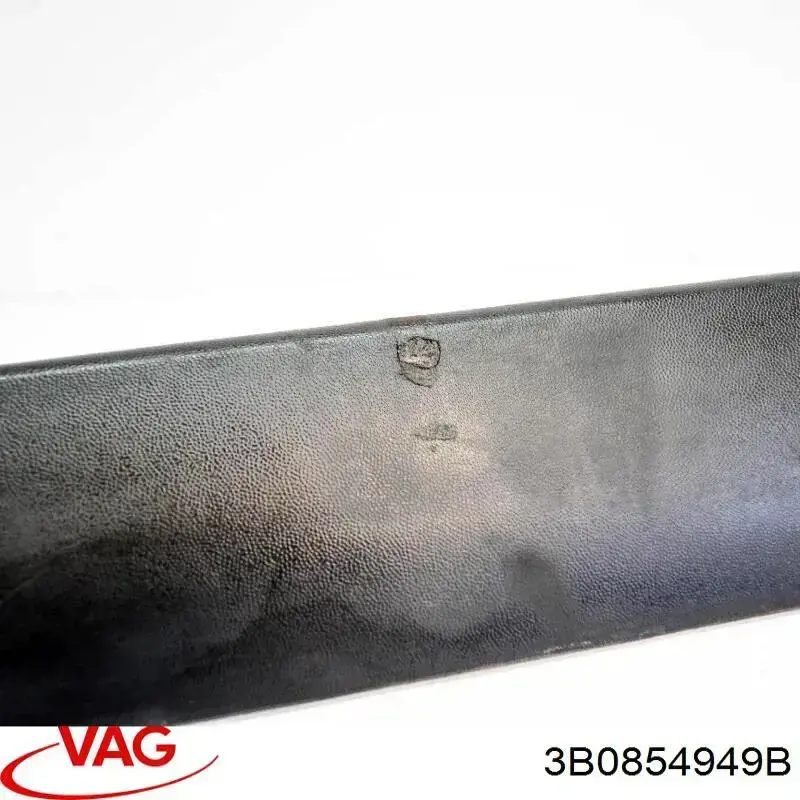 3B0854949B VAG Накладка задней левой двери, нижняя