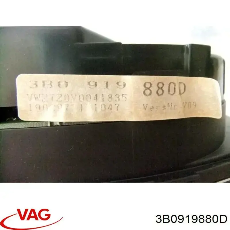Приборная доска (щиток приборов) VAG 3B0919880D цена, от 22.80 USD