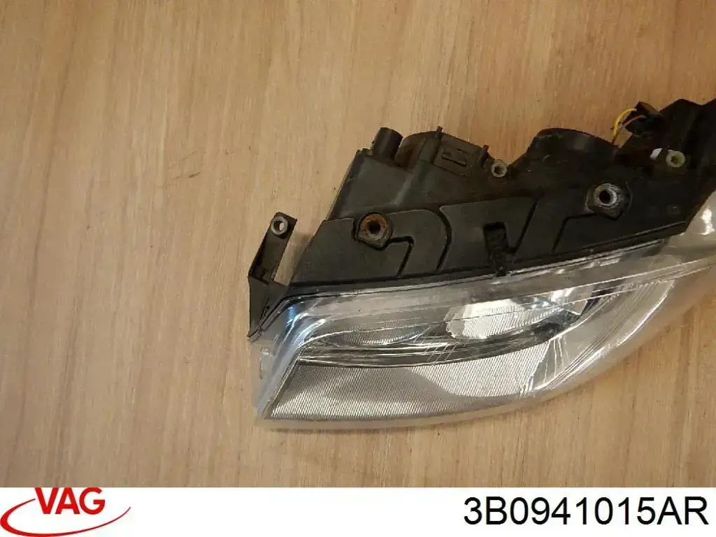 Купить 3B0941015AR VAG Фара левая передняя