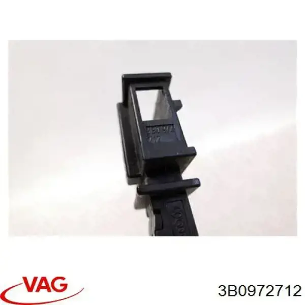 Купить Разъем (фишка) генератора Ауди А6 C5 4B2, 4B4