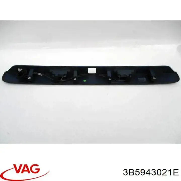 Фонарь подсветки номерного знака 3B5943021E VAG