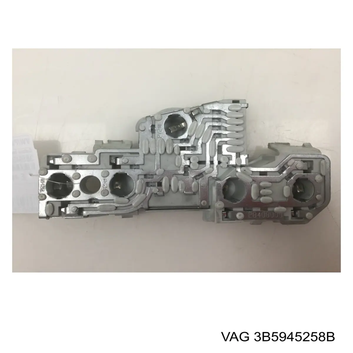 Купить 3B5945258B VAG Плата заднего фонаря контактная