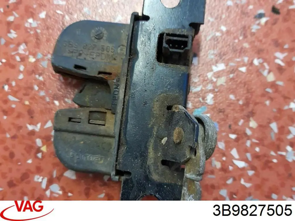 Замок двери багажника Vika 88271801801 цена, от 18.23 USD