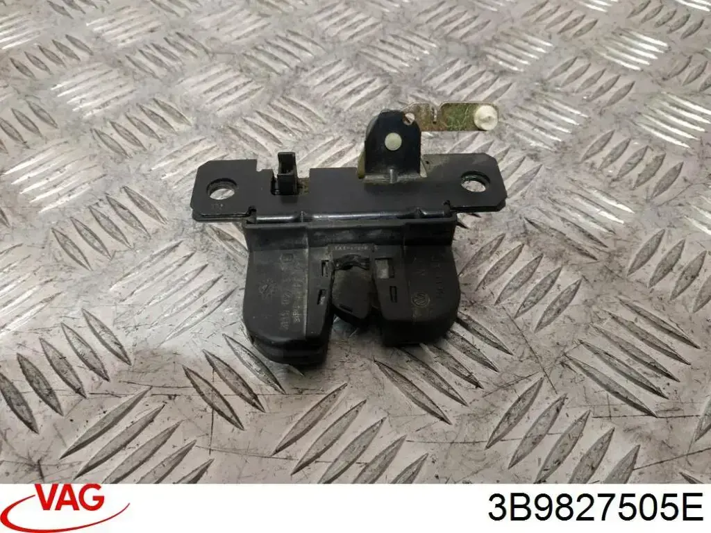 Замок багажника 3B9827505E VAG
