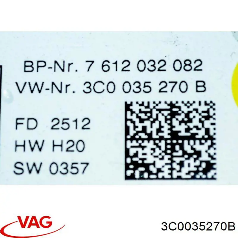 Радиоприемник на Volkswagen Passat B7 362