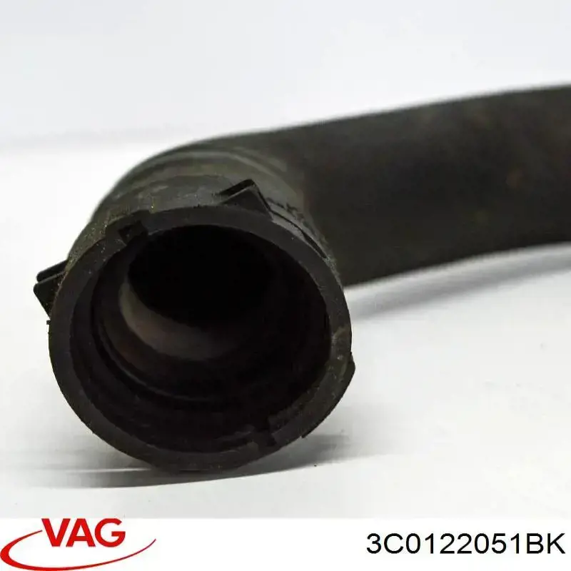 Нижний патрубок радиатора VAG 3C0122051BK