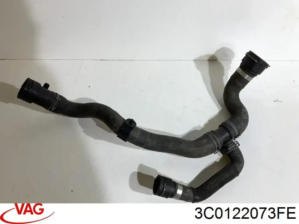 Купить 3C0122073FE VAG Патрубок радиатора