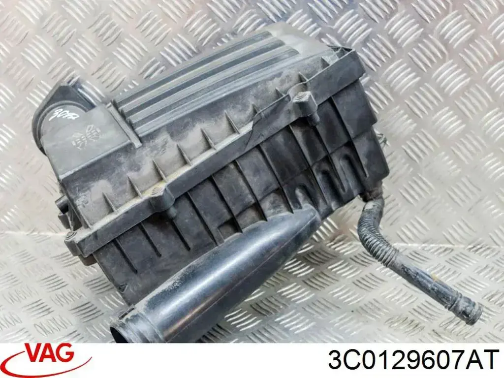 Купить 3C0129607AA VAG Корпус воздушного фильтра