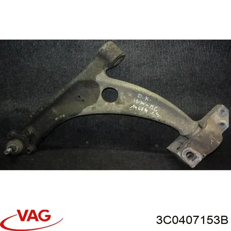 Рычаг передней подвески нижний левый/правый 3C0407153B VAG