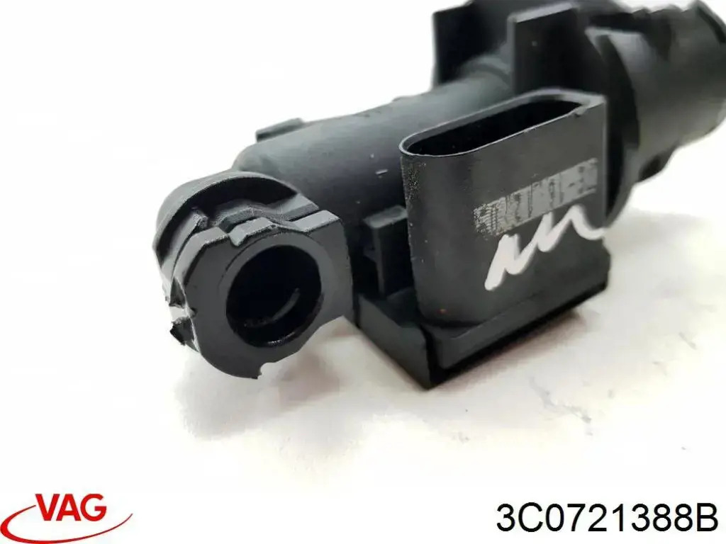 Главный цилиндр сцепления 3C0721388B VAG