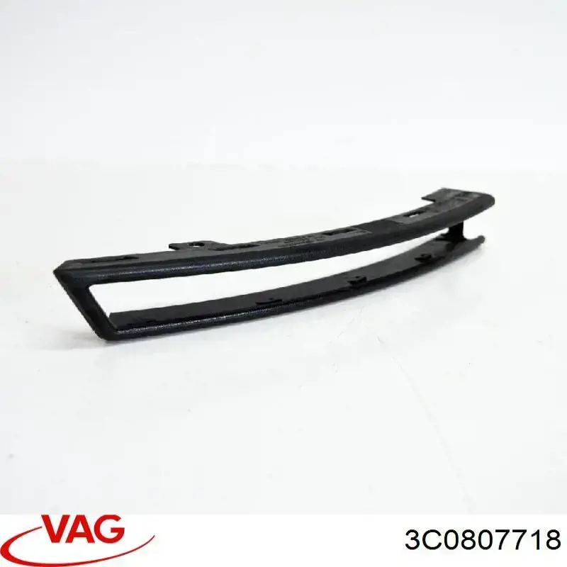 Купить 3C0807718 VAG Молдинг бампера переднего правый
