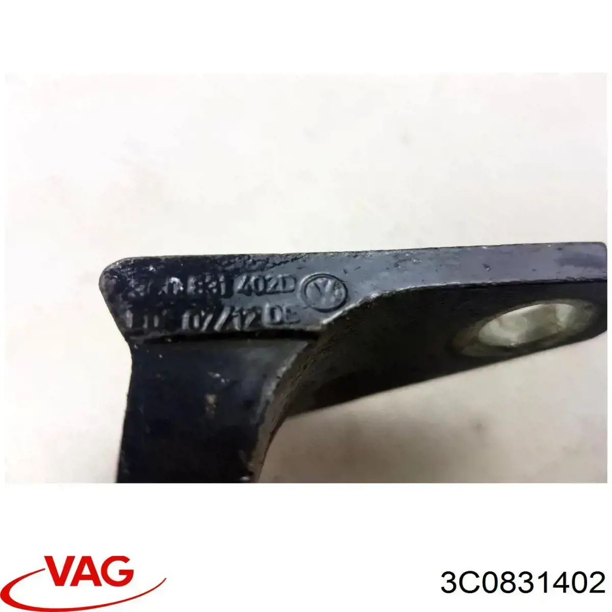  VAG 3C0831402 цена, от 11.85 USD