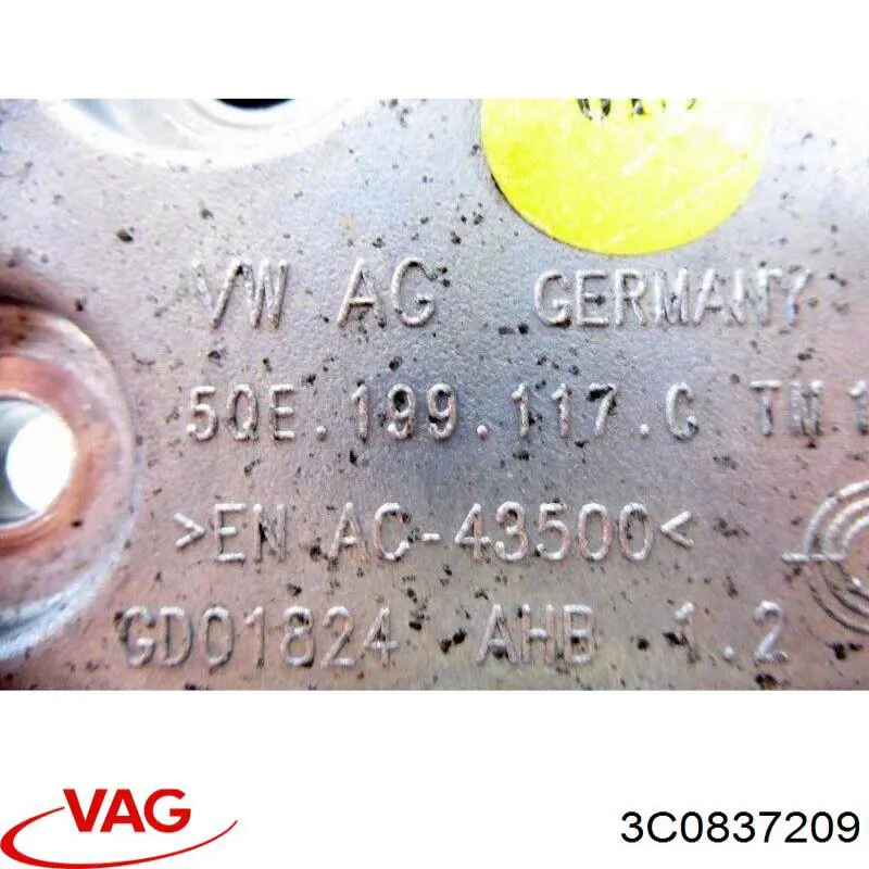 3C0837209 VAG Держатель наружной ручки двери левых дверей