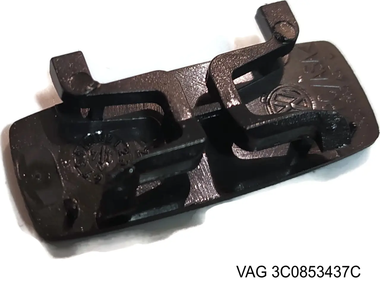  VAG 3C0853437C82V цена, от 2.15 USD