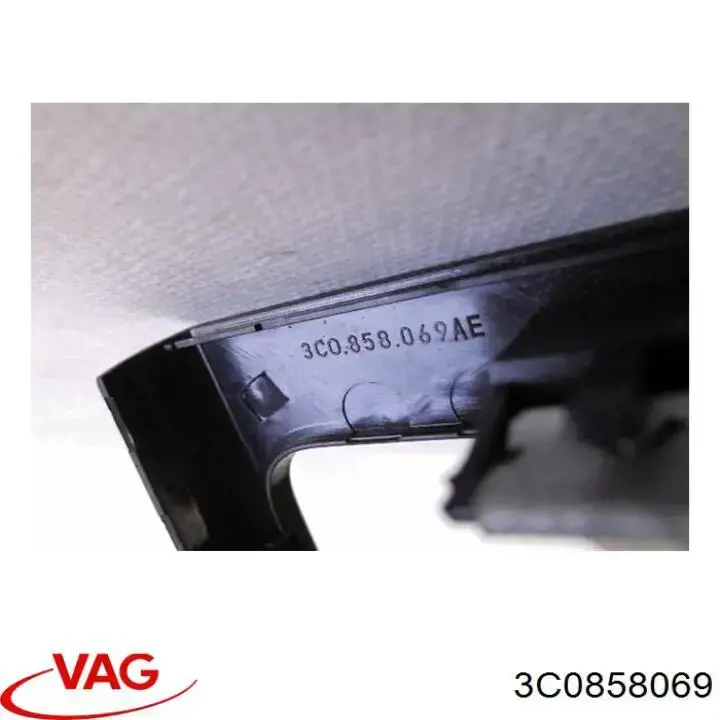 3C0858069AG20V VAG молдинг (накладка приборной панели "торпедо" центральный)
