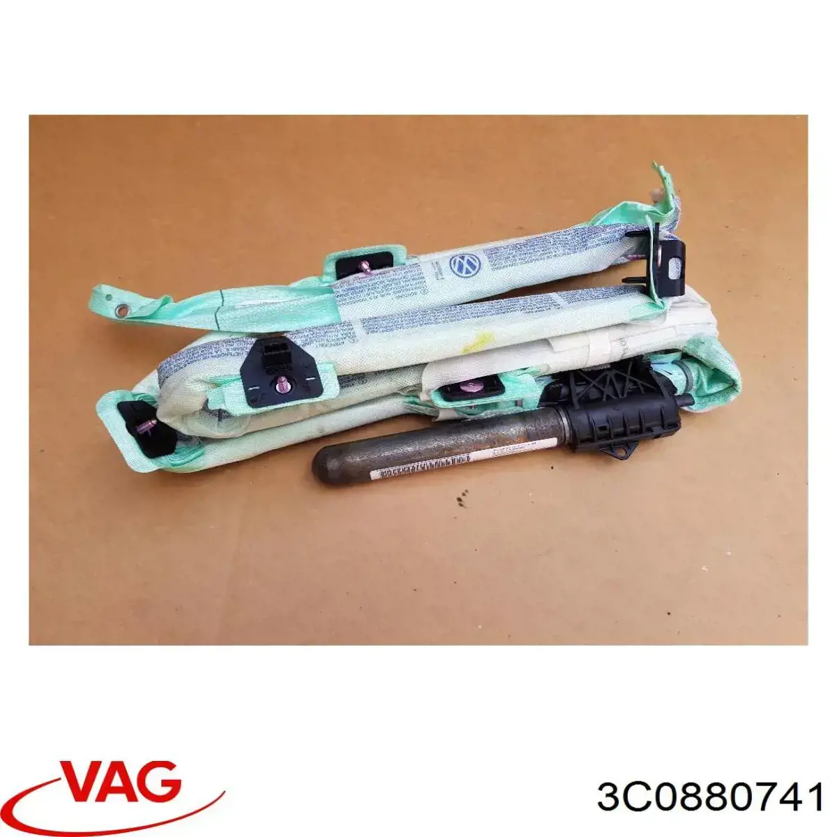 Купить 3C0880741A VAG Шторка боковая, левая
