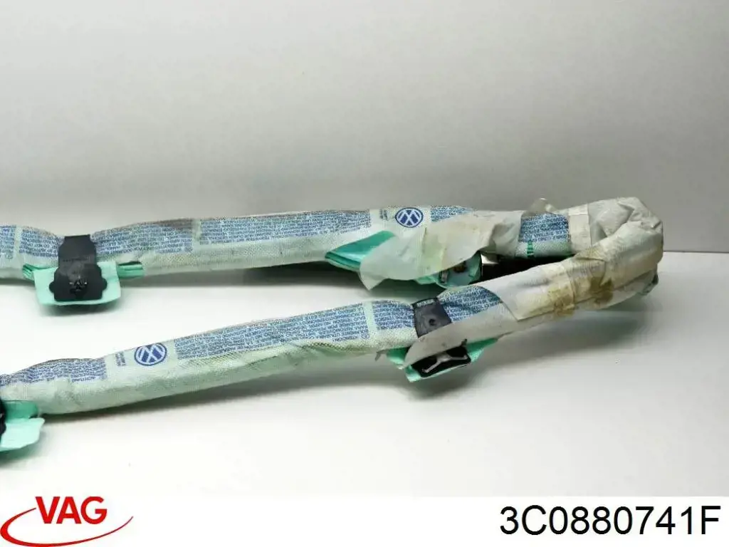 Купить 3C0880741F VAG Шторка боковая, левая