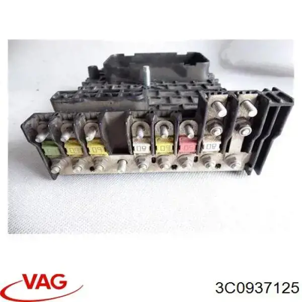  Unidade de dispositivos de segurança Volkswagen Passat B6 sedan (3C2) (2005 - 2011) B6