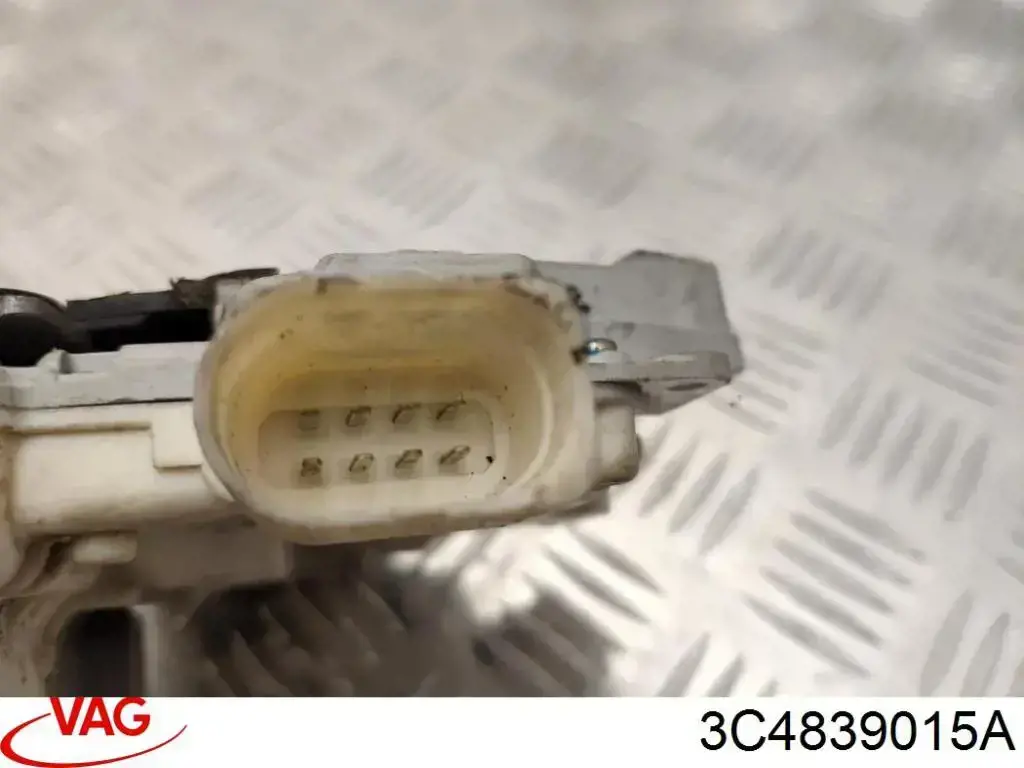 Купить 3C4839015A VAG Замок двери задней левой