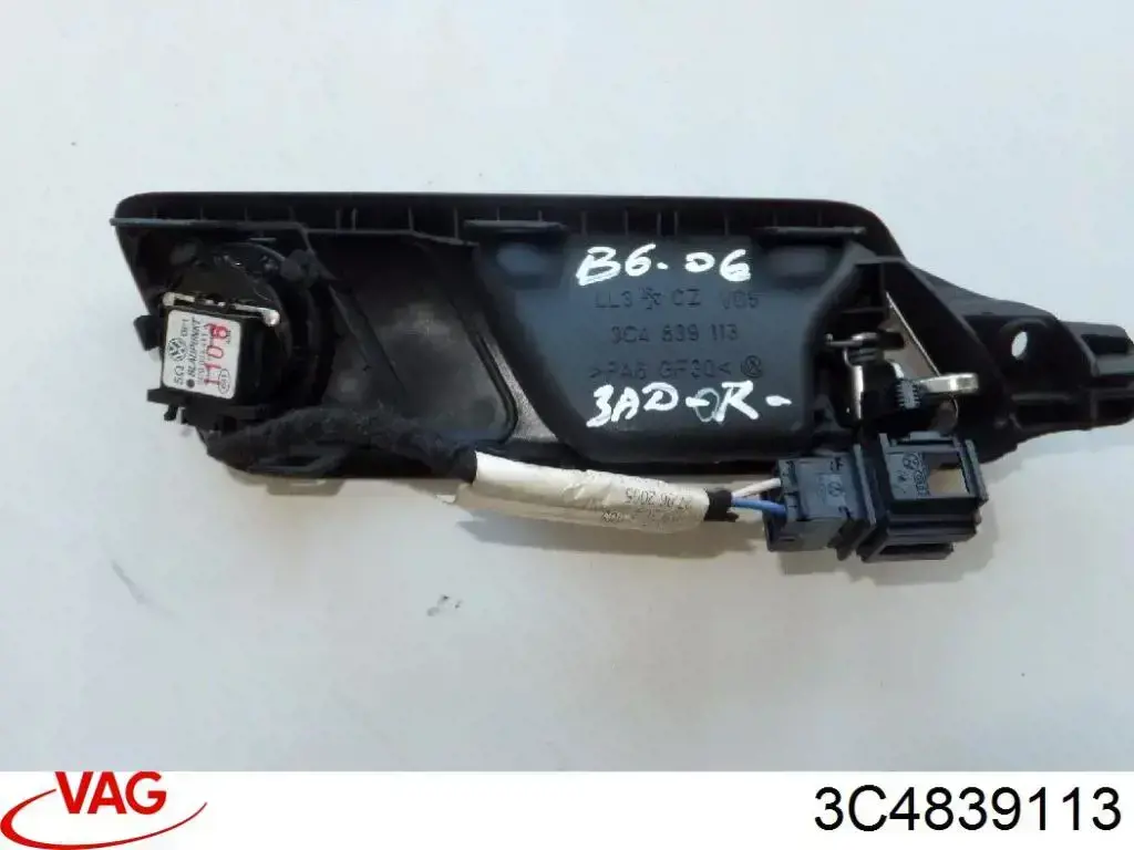 Ручка двери задней внутренняя левая VAG 3C4839113 цена, от 5.08 USD