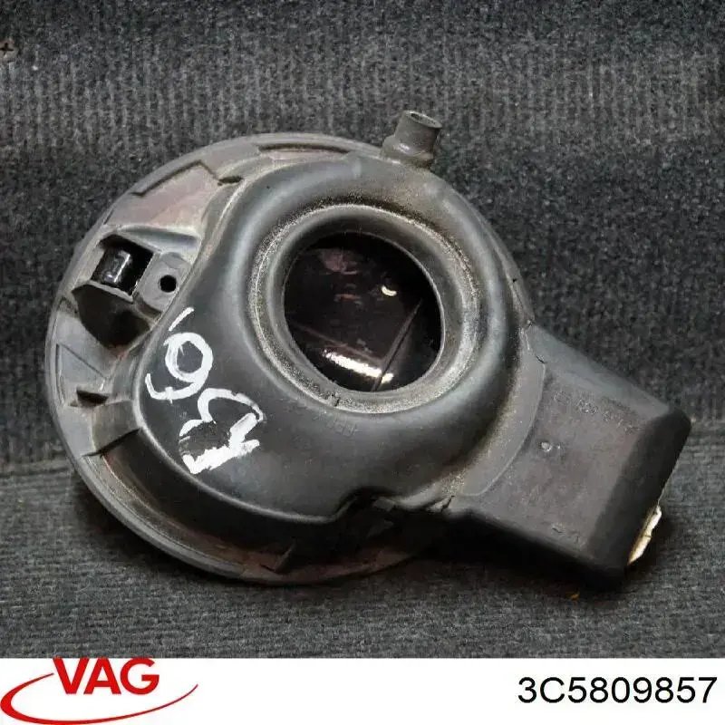 Лючок бензобака 3C5809857CGRU VAG