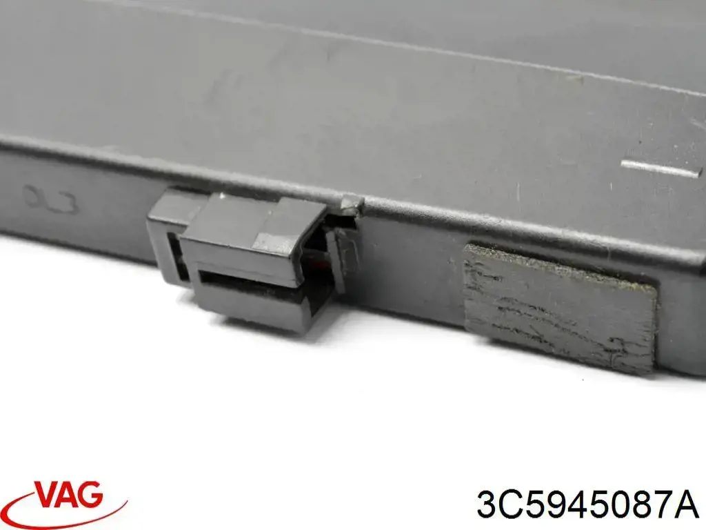 Купить 3C5945087A VAG Стоп-сигнал заднего стекла