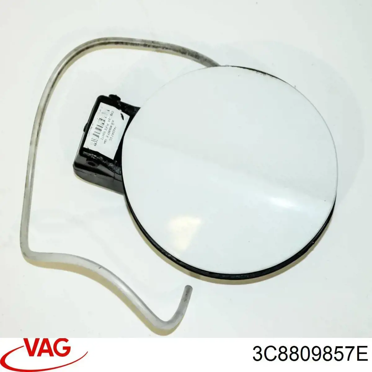 Купить 3C8809857CGRU VAG Лючок б/бака