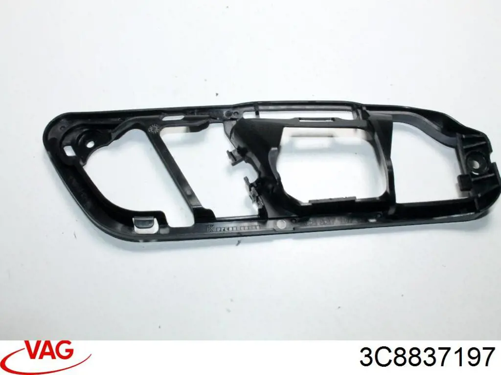 VAG 3C8837197