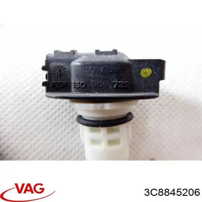 Стекло двери задней правой 3C8845206 VAG