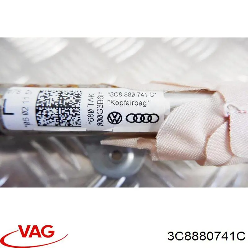 Купить 3C8880741C VAG Шторка боковая, левая