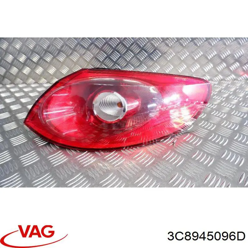 Фонарь задний правый внешний 3C8945096D VAG